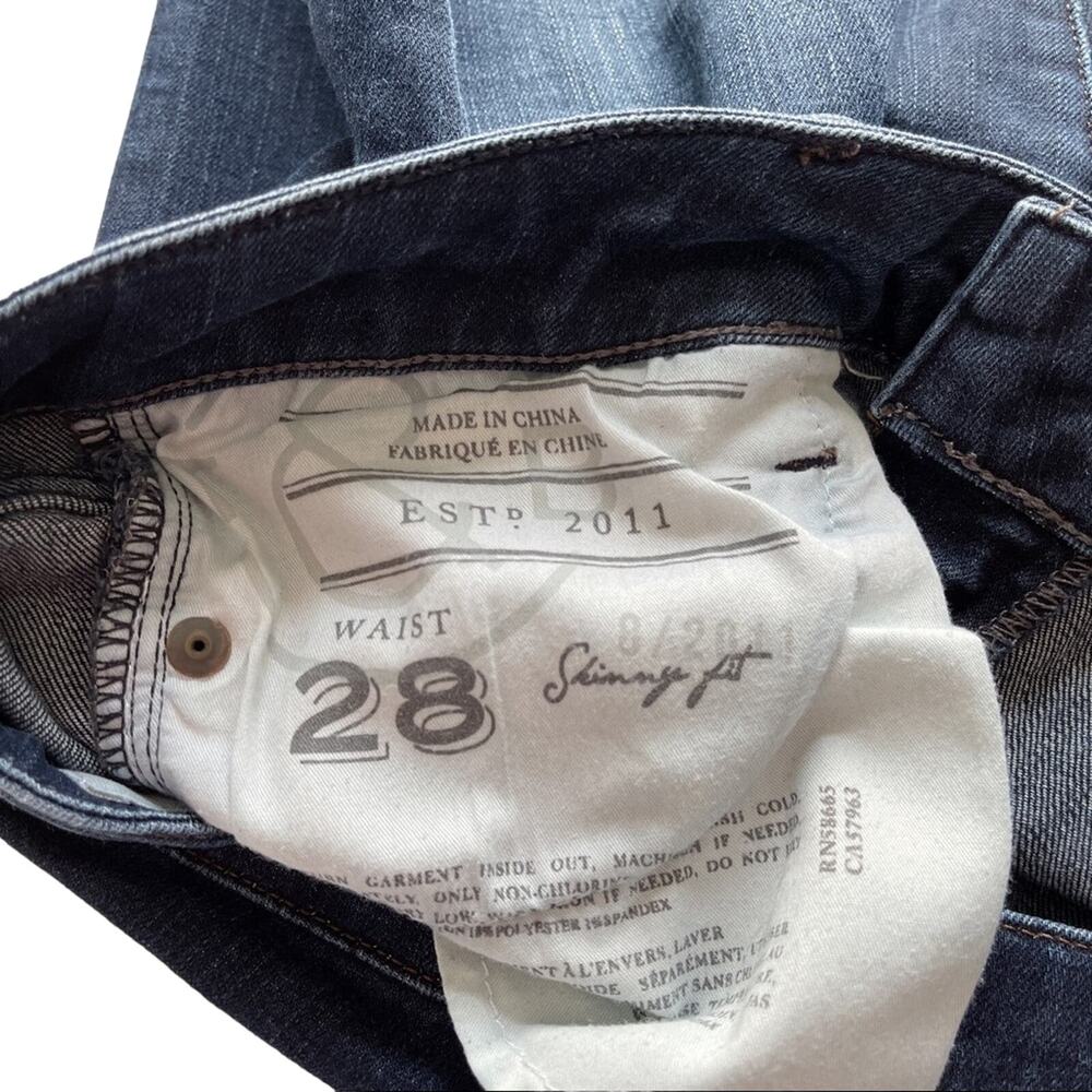 Treasure & Bond Distressed Cropped Mid Rise Skinny Fit Jeans Size 28 - Picture 8 of 8